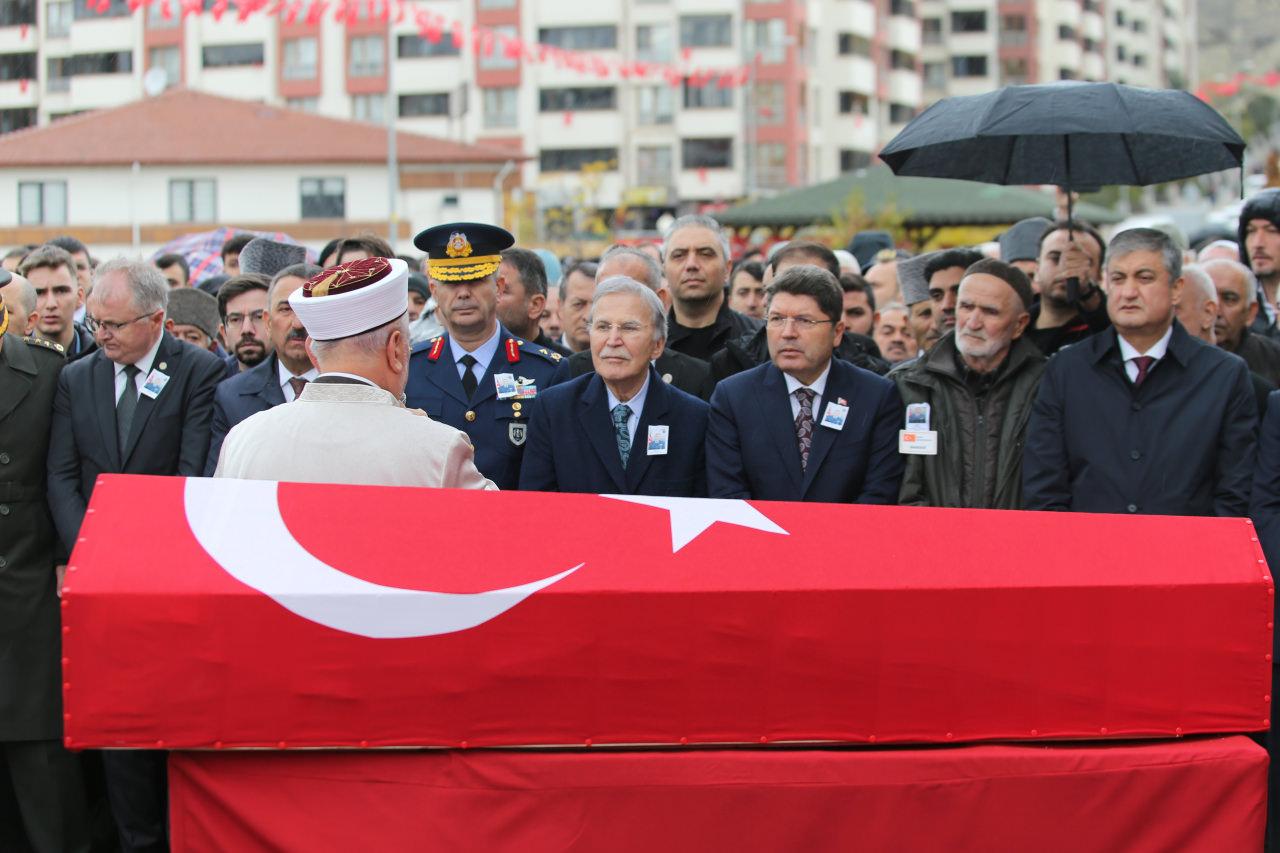Şehit Nuri Özcan'ın cenazesi
