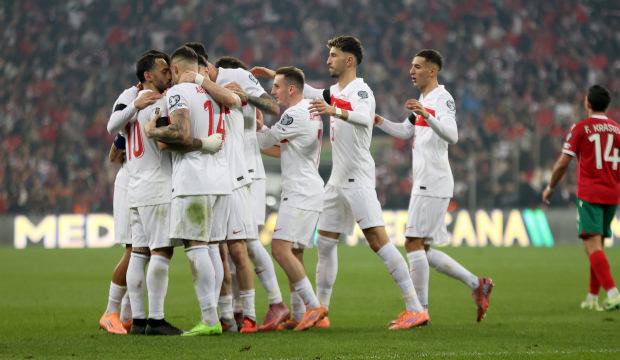 A Milli Takım'ın yıldızı kadrodan &ccedil;ıkarıldı: Yerine iki oyuncu dahil edildi