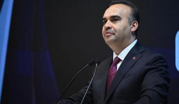 Bakan Kacır'dan Hırvatistan'daki uçak kazasında şehit olan pilot için başsağlığı mesajı