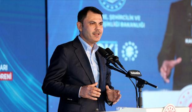 Bakan Kurum'dan &ouml;nemli a&ccedil;ıklamalar...