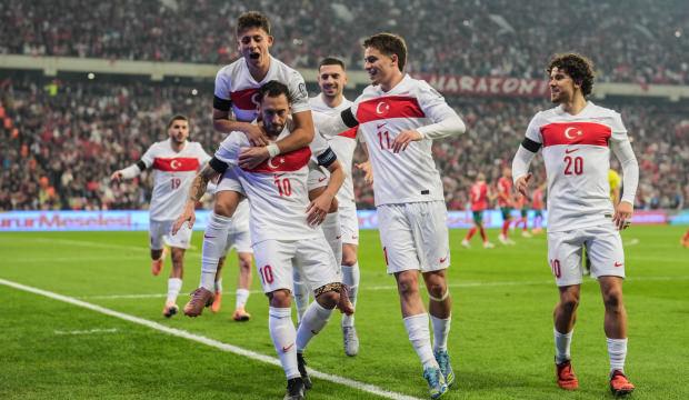 D&uuml;nya Kupası yolunda kritik zafer! Play off'u garantiledik