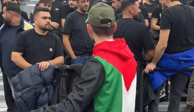 Fenerbahçeli taraftarlardan Maccabi maçı öncesi Filistin göndermesi
