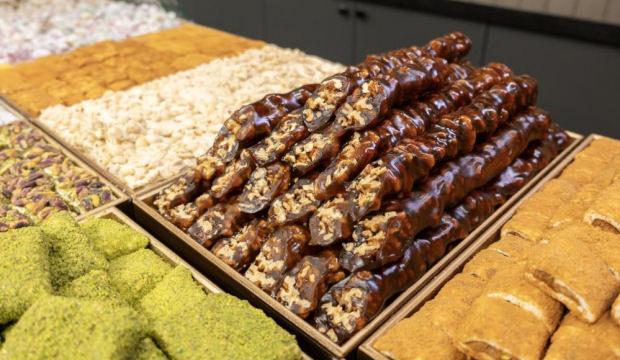 Havalar soğudu, cevizli pekmezli sucuk satışları arttı