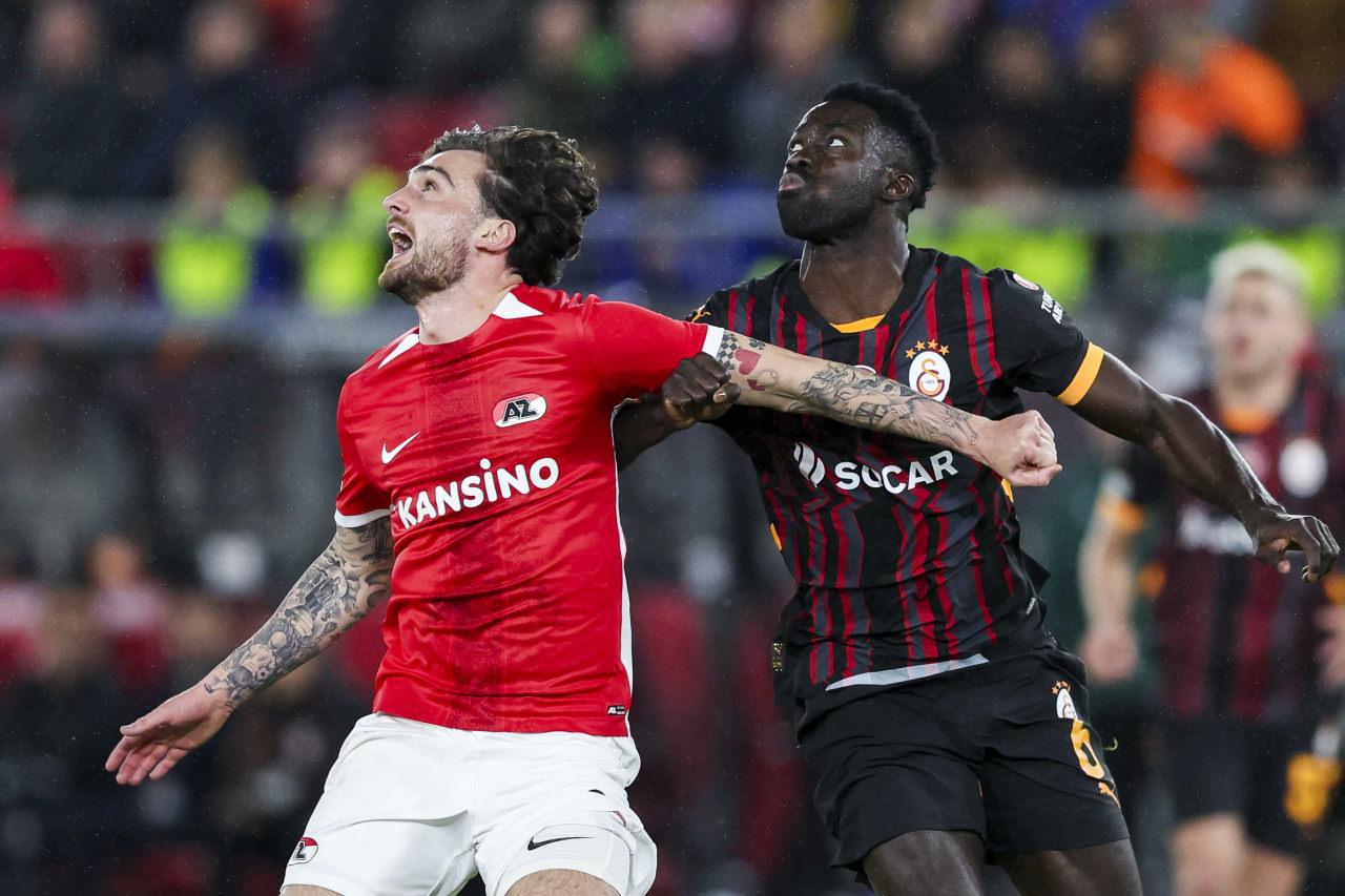 Troy Parrott, AZ Alkmaar'ın Galatasaray'la oynadığı UEFA Avrupa Ligi karşılaşmasında, 20 Şubat 2025