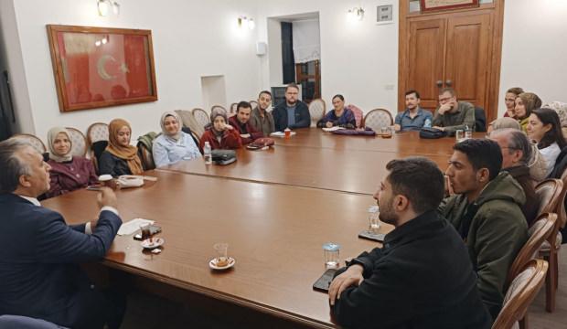 Mahmut Bıyıklı İstanbul Edebiyat Akademisi’nin konuğu oldu