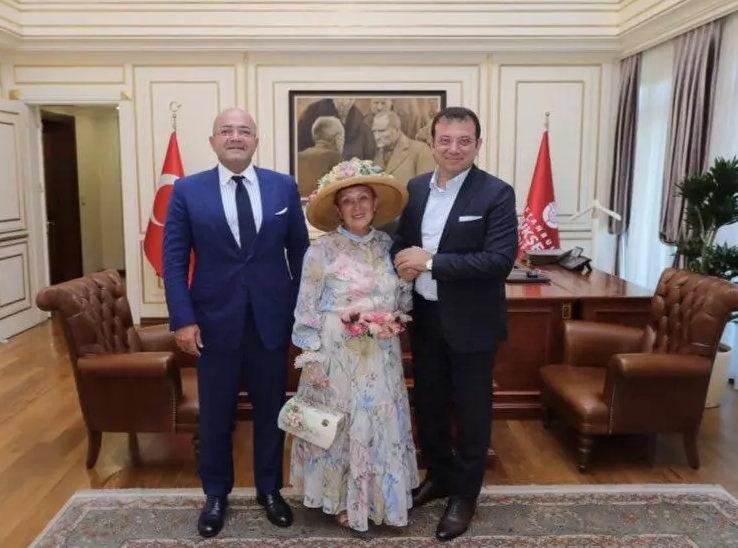 Hüseyin Gün ile Ekrem İmamoğlu aynı karede