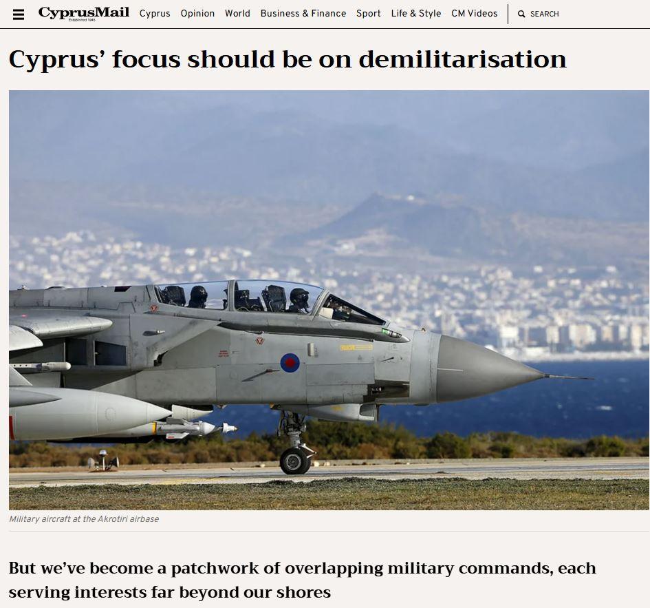 Cyprus Mail'de Fahri Zİhni imzasıyla yayınlanan 'Kıbrıs'ın Odak Noktası Silahsızlanma Olmalı' başlıklı haberin ekran görüntüsü
