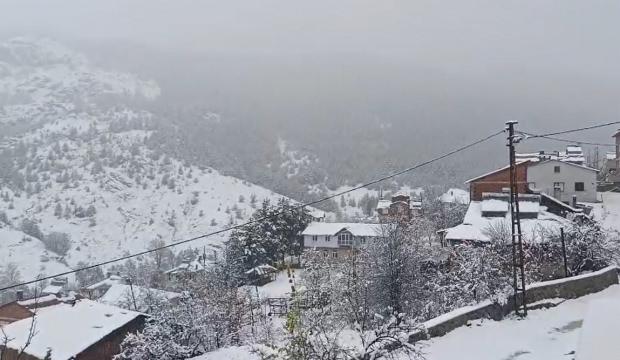 Sivas'a lapa lapa kar yağdı