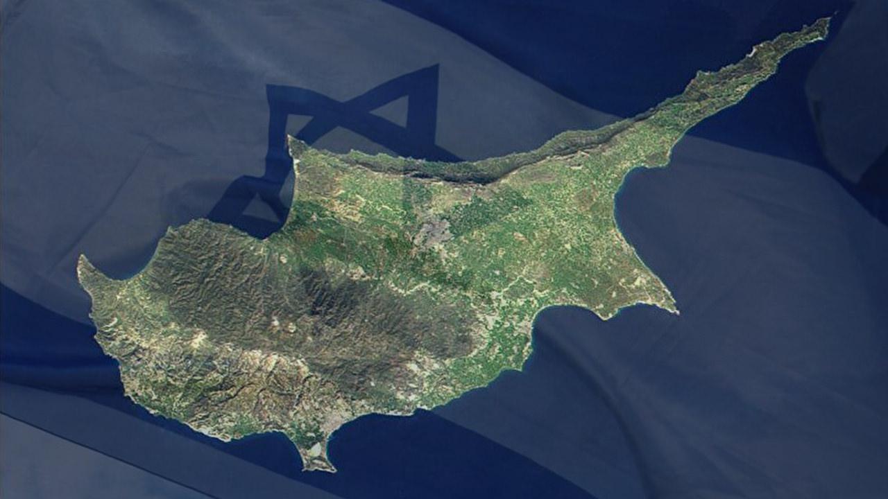 Güney Kıbrıs Rum Yönetimi'nde (GKRY) yayımlanan bir analizde 'İsrail'in, GKRY'deki varlığının tehlikelerine dair değerlendirme yapıldı.