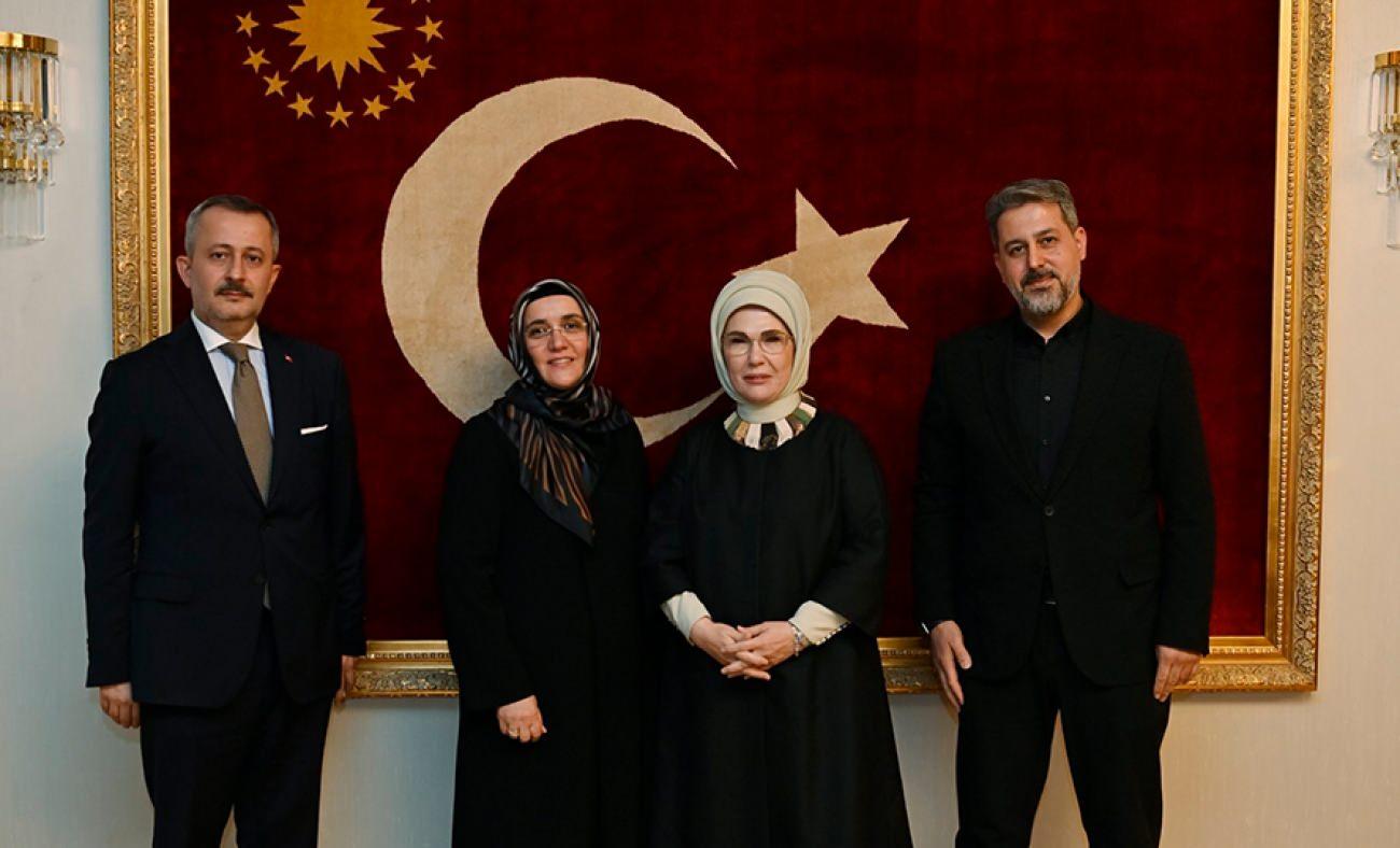 Emine Erdoğan İstanbul Aile Vakfı temsilcileriyle bir araya geldi!