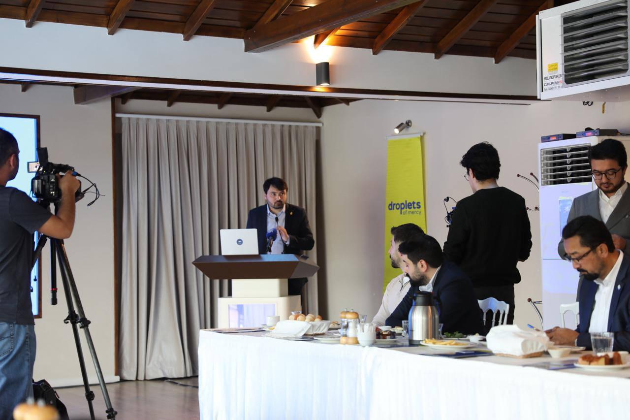 Etkinlikte, konuşmalar gerçekleştirildi.