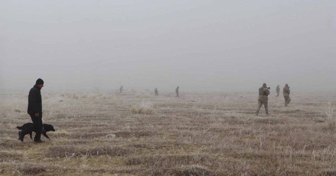 Bölge yoğun sis altında.