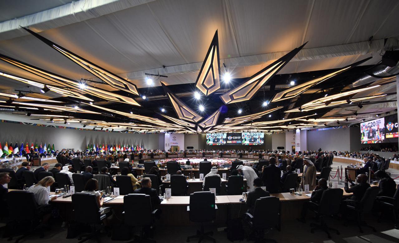 Cumhurbaşkanı Recep Tayyip Erdoğan, Güney Afrika Cumhuriyeti’nin Johannesburg kentinde düzenlenen G20 Liderler Zirvesi’nin açılışına ve zirve kapsamındaki oturumlara katıldı.