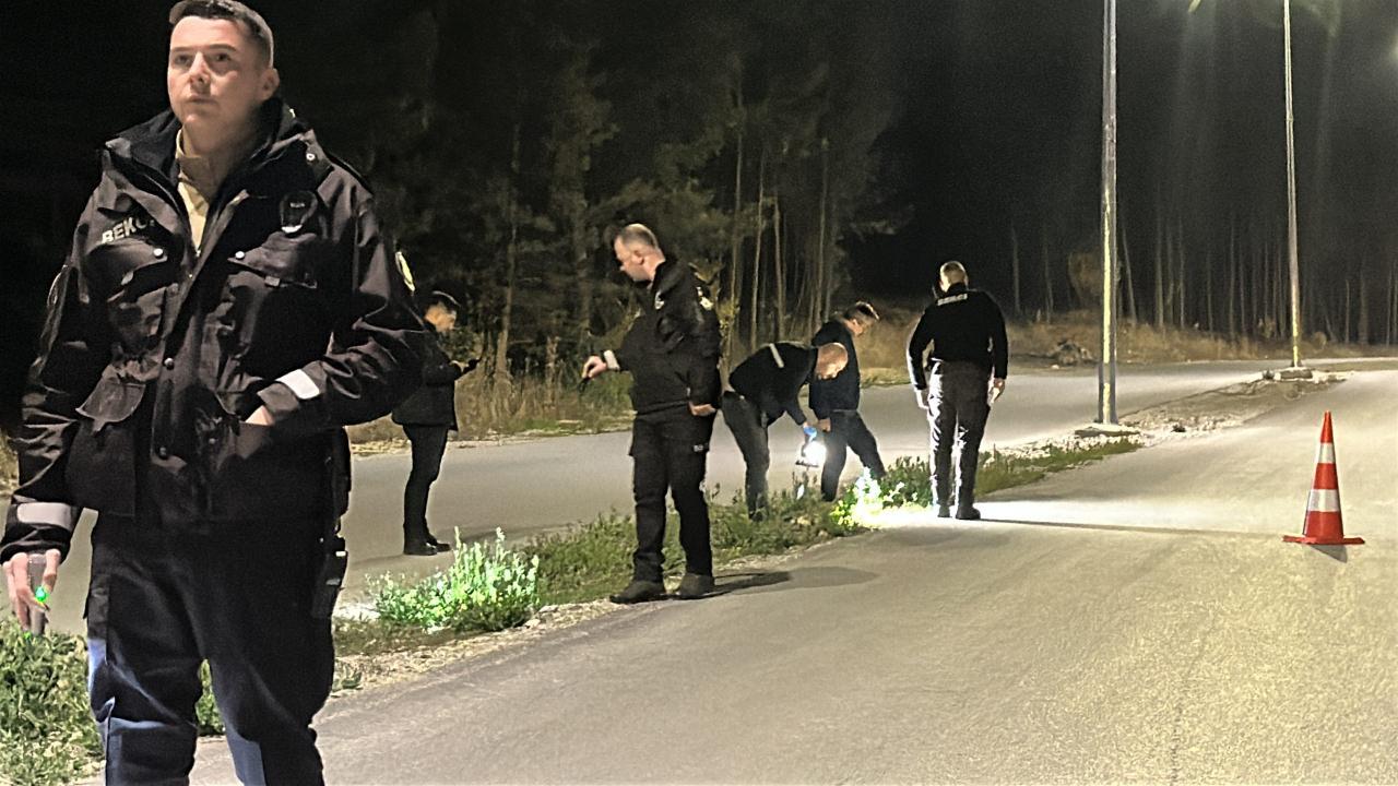 Olay yeri çok sayıda polis sevk edildi. 