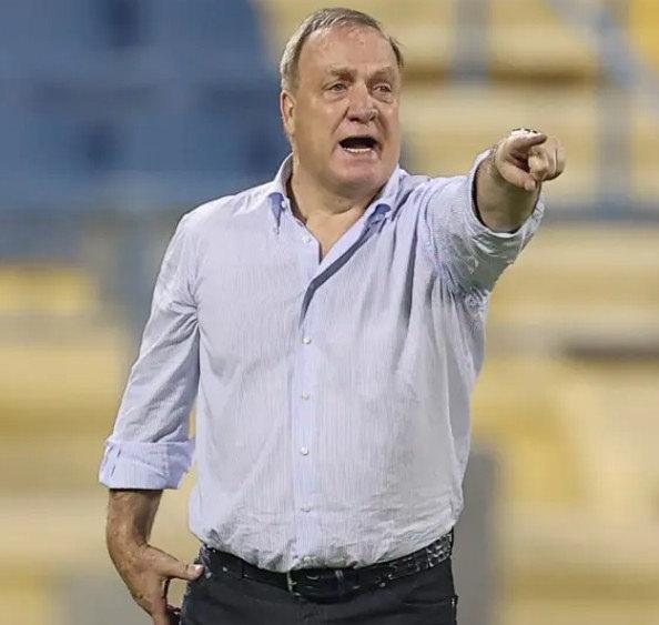 Fenerbahçe'nin eski çalıştırıcısı, Curaçao teknik direktörü Dick Advocaat