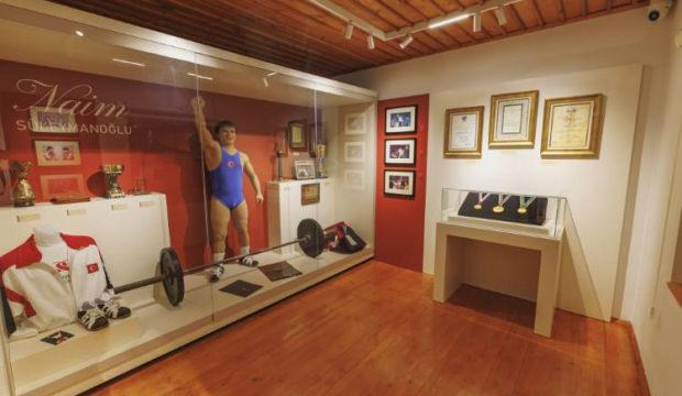 Bakan Ersoy duyurdu: Naim'in anı evi artık müze!