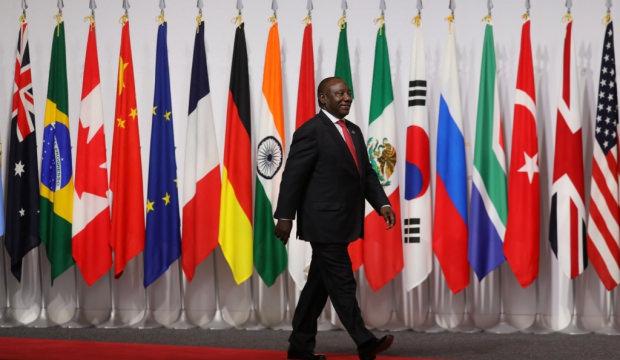 Beyaz azınlığa karşı mücadele veren G.Afrika’da “Dayanışma ve Eşitlik” temasıyla toplandı