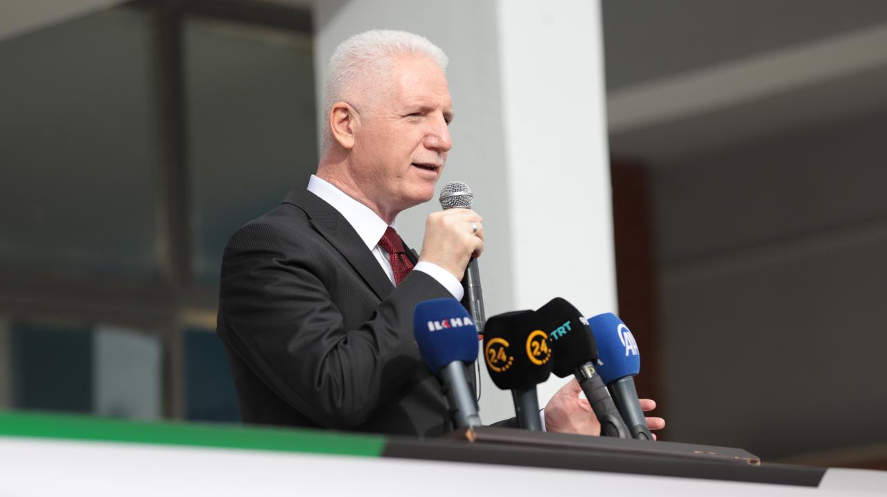 İstanbul Valisi Davut Gül 