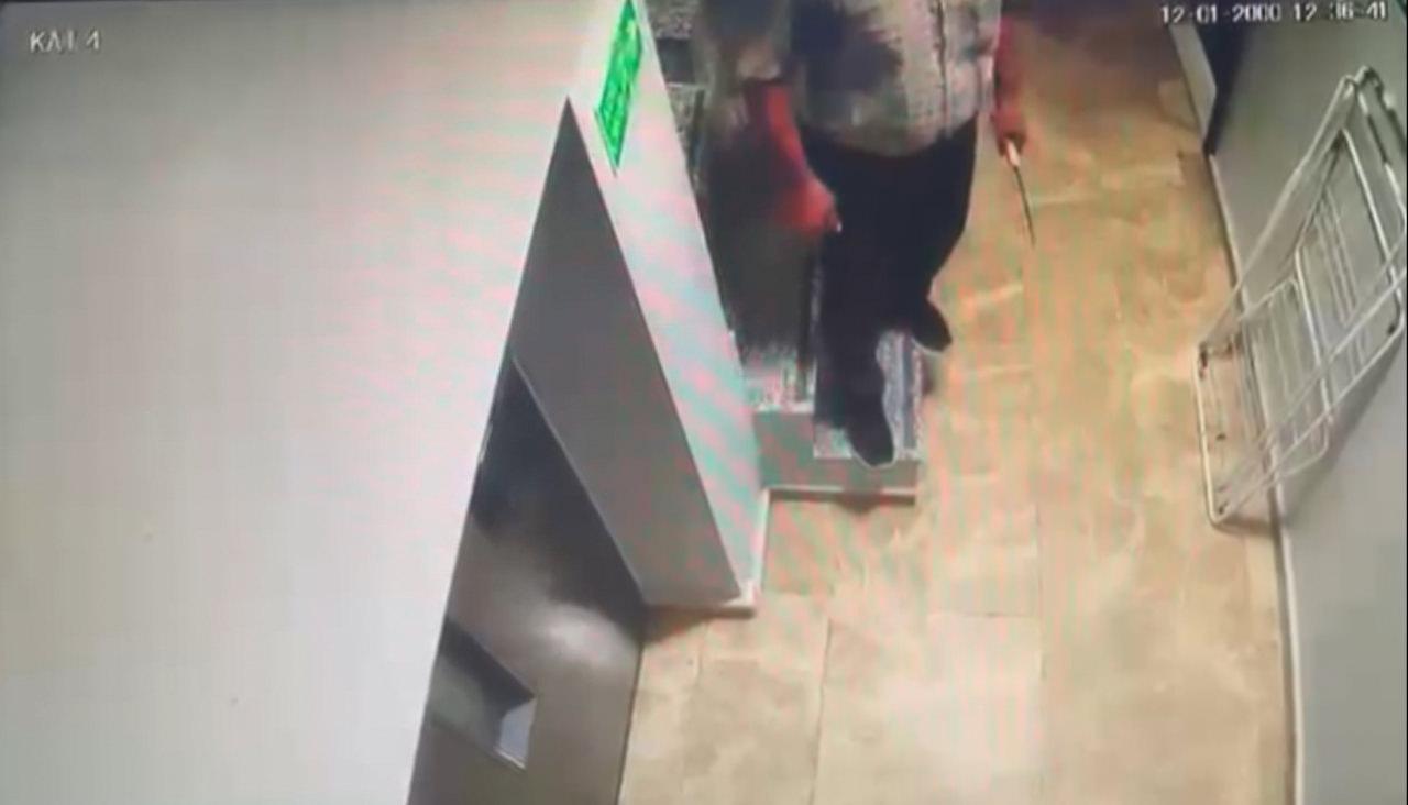 Rüstem Ç. bıçakla oteli bastı. 