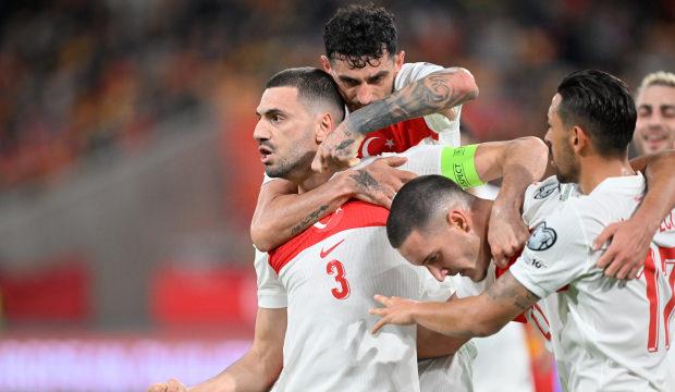 İspanya'da tarihi gol! Milli Takım'da &uuml;&ccedil; farklı ilk yaşandı