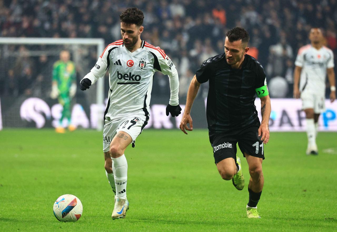 İstanbul'da geçen sezon oynanan Beşiktaş - Samsunspor mücadelesi: Rafa Silva ve Emre Kılınç.