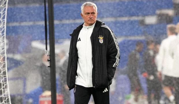 Mourinho'nun dünyasını başına yıkan haber
