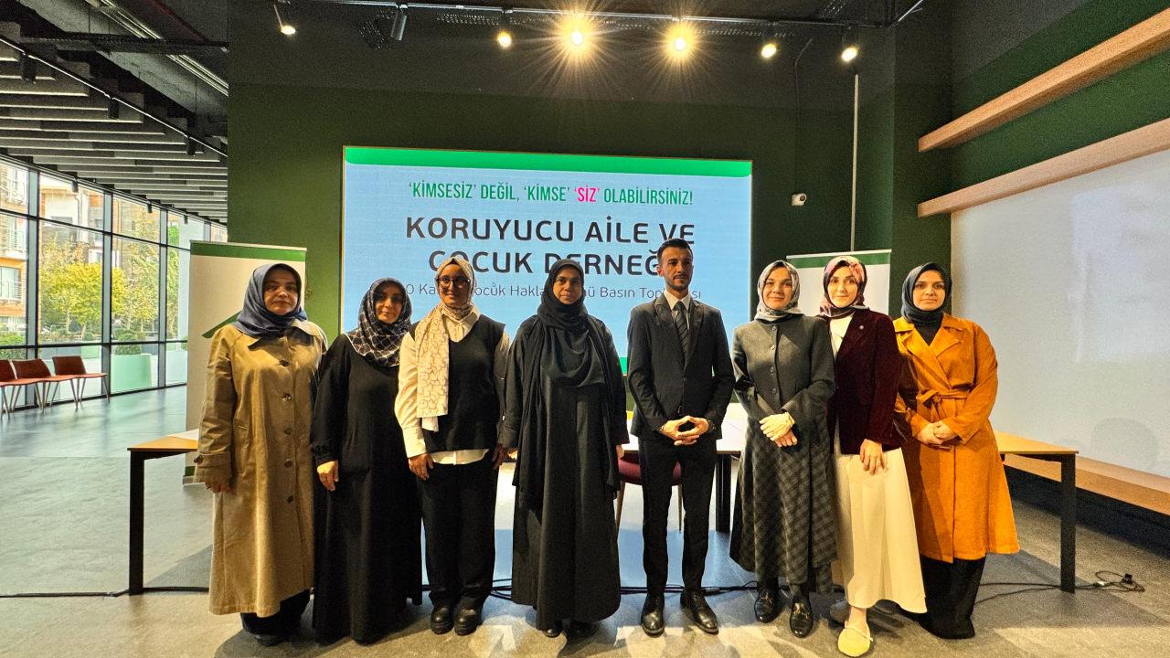 Koruyucu Aile ve Çocuk Derneği tarafından basın toplantısı yapıldı.