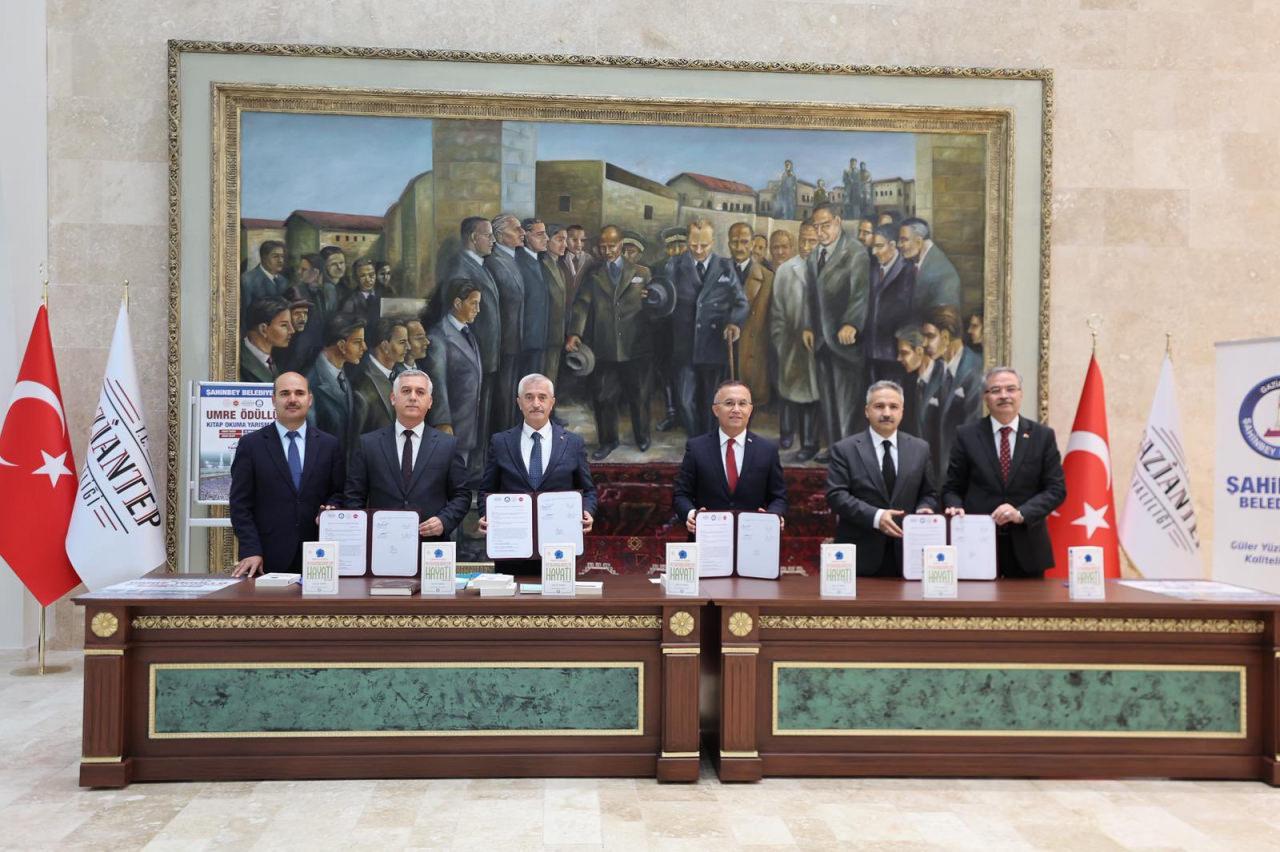 “Umre Ödüllü Kitap Okuma Yarışması” ile 163 öğrenci umreye gönderilecek.