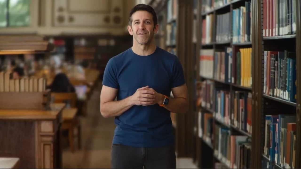 Kıdemli Başkan Yardımcısı John Ternus