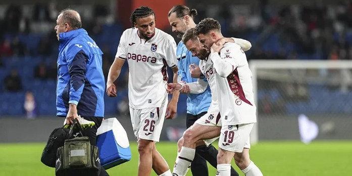 Edin Visca, Başakşehir maçında sakatlandı ve oyuna devam edemedi.