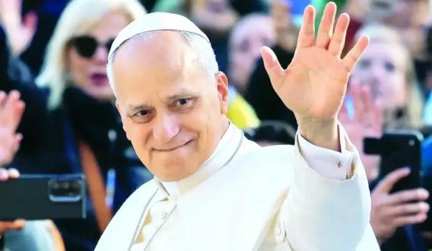 Papa'nın ziyareti ilklerle dolu