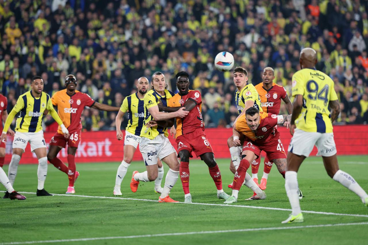 Geçtiğimiz sezon Kadıköy'de oynanan Fenerbahçe-Galatasaray karşılaşmasından bir kareI