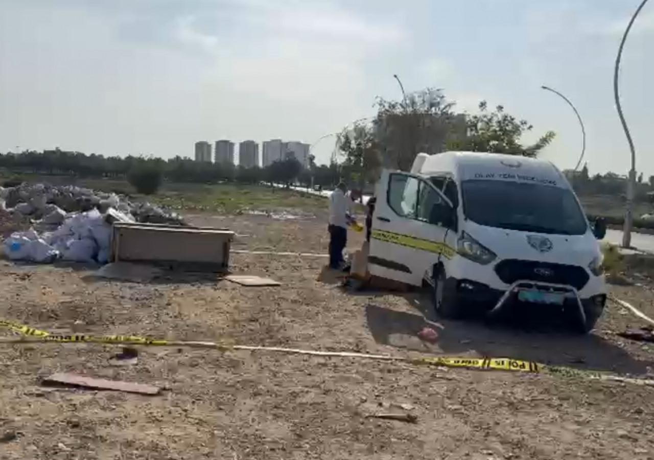 Ceset tuzlanarak halıya sarıldıktan sonra çekyat içerisine koyulmuş. 