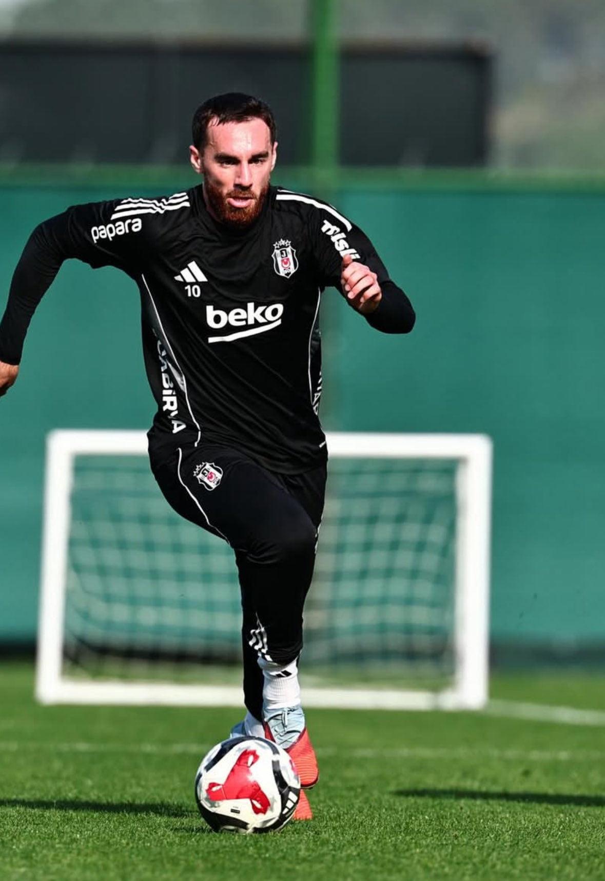 Orkun Kökçü Beşiktaş antrenmanında