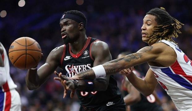 Adem Bona kupa maçında sahne aldı! 76ers, Nets'i devirdi