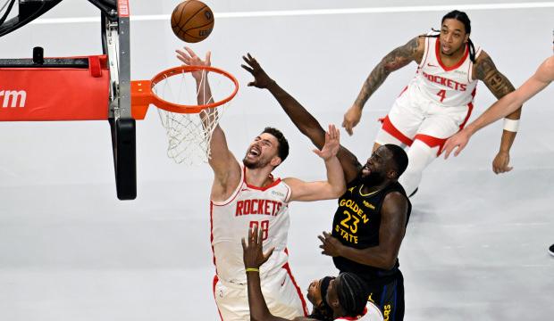 Alperen Şeng&uuml;n şova devam etti! Houston kupada favoriyi devirdi