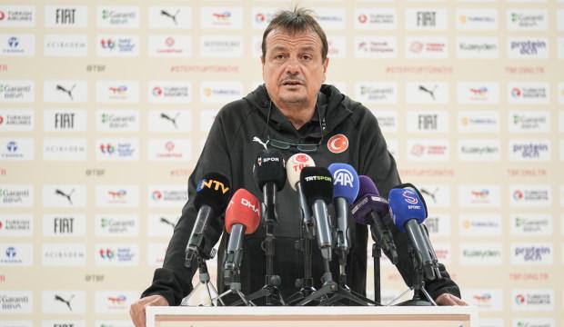 Ergin Ataman a&ccedil;ıkladı: 2-3 ay sahalardan uzak kalacak