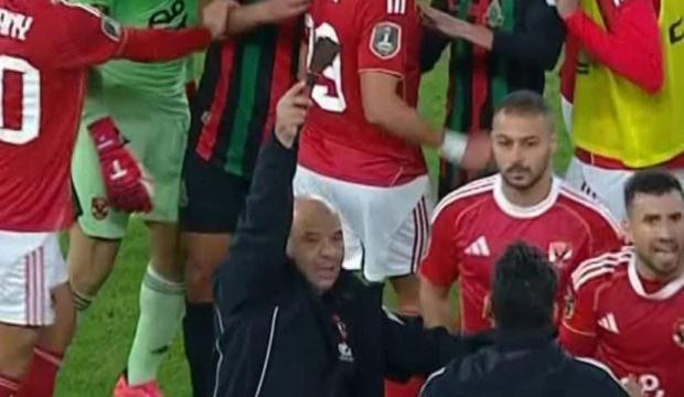 Eski Trabzonspor'lu Trezeguet’e çirkin saldırı! Kafasına kesici madde attılar