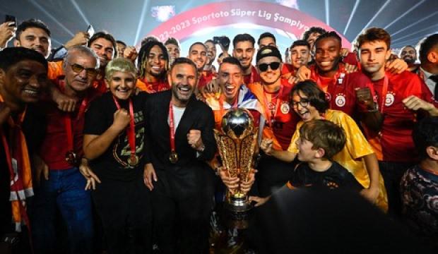 Galatasaray'da 5 kupa kazanmıştı! Okan Buruk'un jokeri ayrılmak istiyor