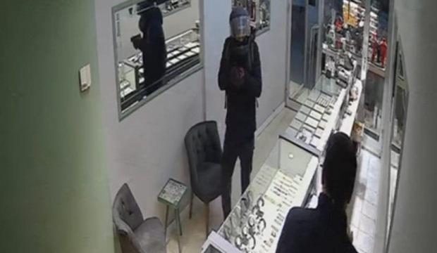 Kuyumcuyu soyan zanlı tutuklandı