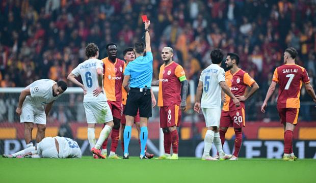 Efsane futbolcu 'Sen şeref yoksunusun' diyerek canlı yayında çıldırdı