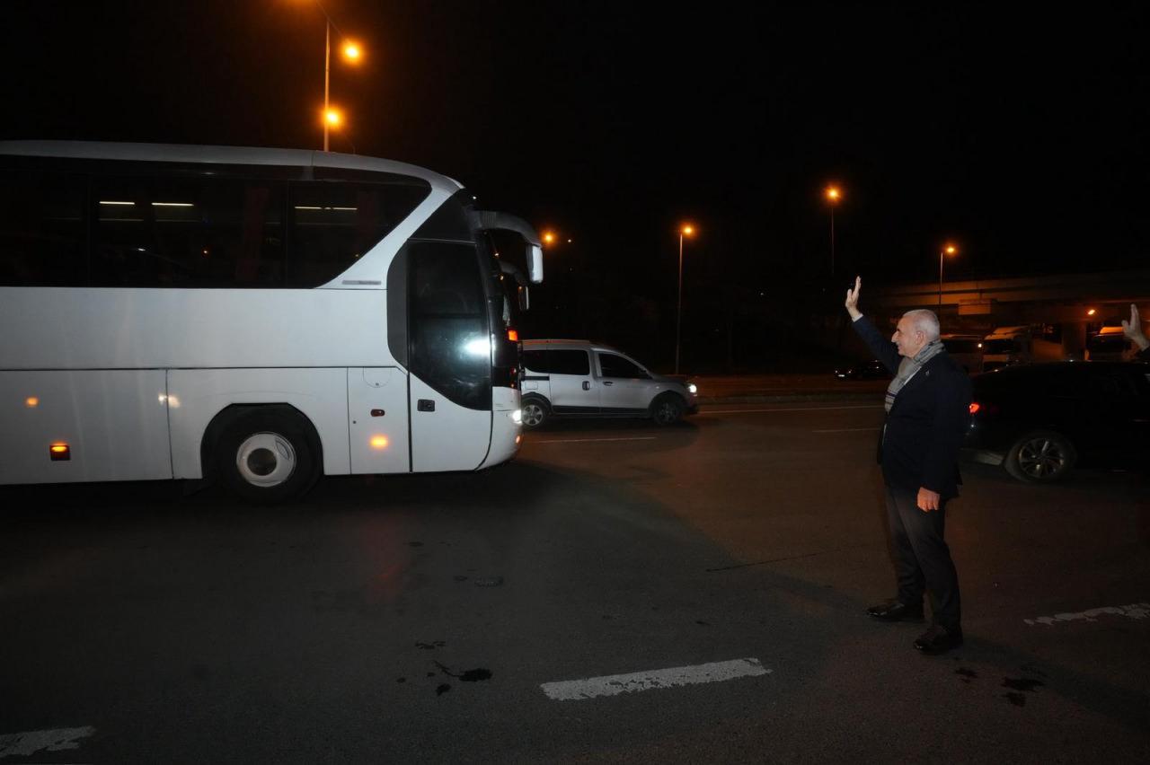 Başkan Yıldırım, öğrencileri uğurladı.