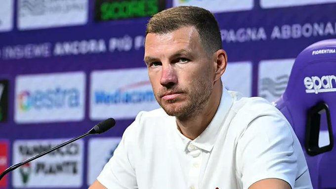 Fiorentina'nın deneyimli golcüsü Edin Dzeko