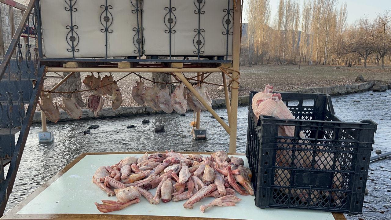 Kurutulan kaz etleri