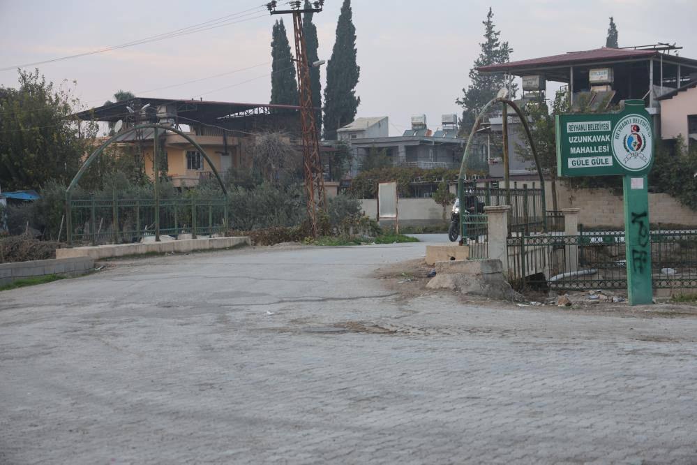 Hatay'ın Reyhanlı ilçesine bağlı Uzunkavak Mahallesi memleket değiştirdi