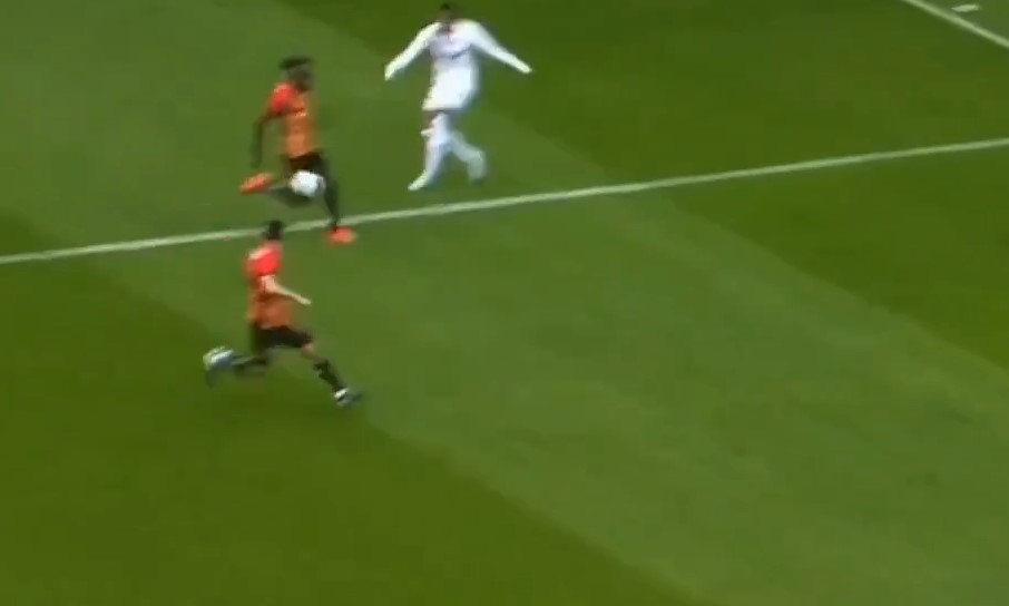 Galatasaray'ın penaltı kazandığı pozisyon