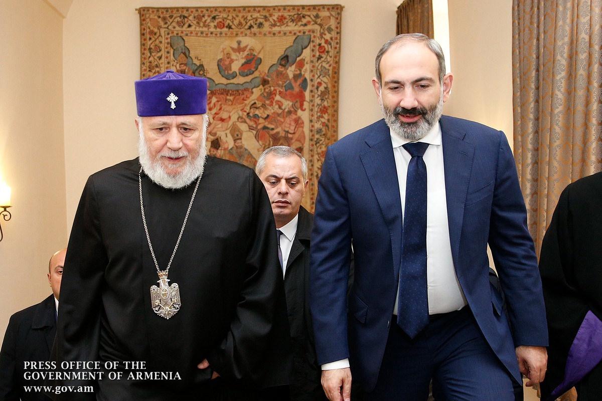 II. Karekin ve Paşinyan