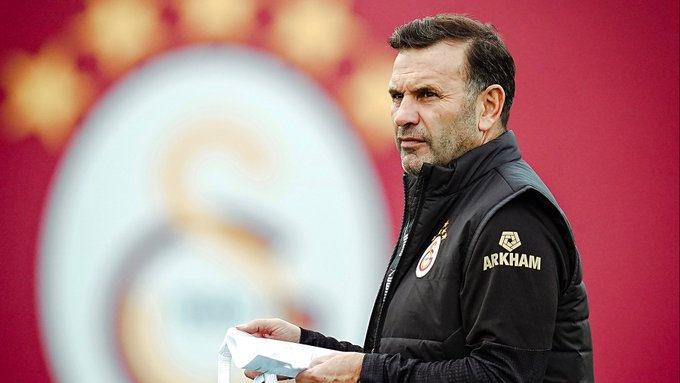 Galatasaray teknik direktörü Okan Buruk, Fenerbahçe maçı için sağ bek tercihini yaptı.