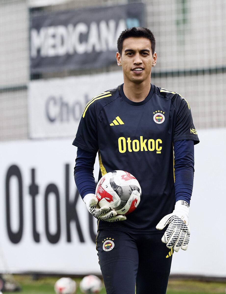 İrfan Can Eğribayat, Fenerbahçe antrenmanında, 18 Ekim 2025