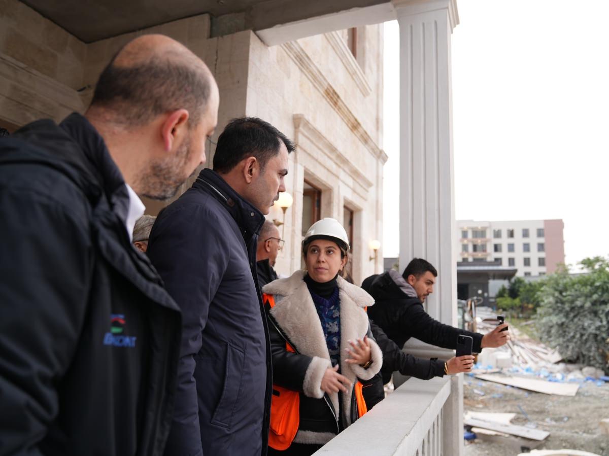 Bakan Kurum yapımı tamamlanan binada